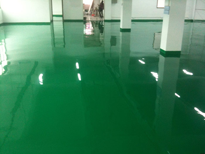 環(huán)氧樹脂自流平地坪涂裝